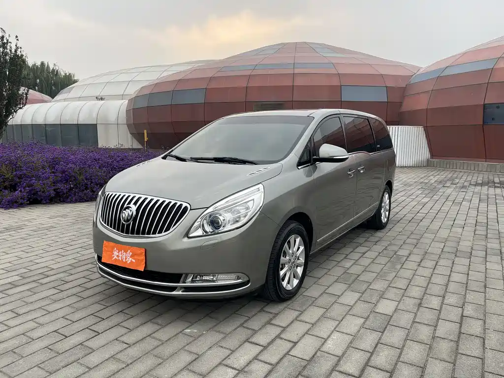 Buick GL8 2012