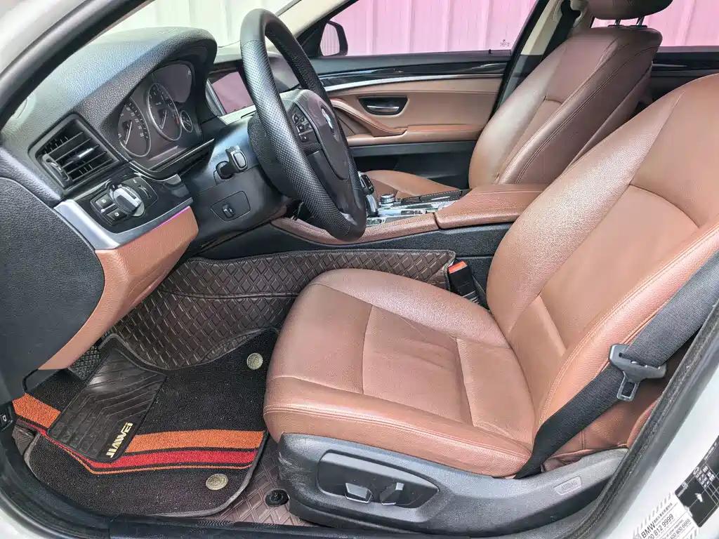 BMW 5 Series — миниатюра 5