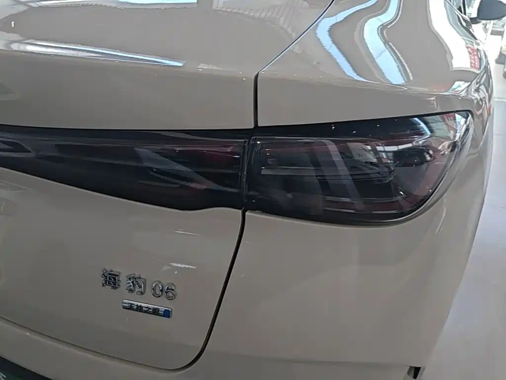 BYD Seal 06 06 2025 DM-i Smart Drive 120KM