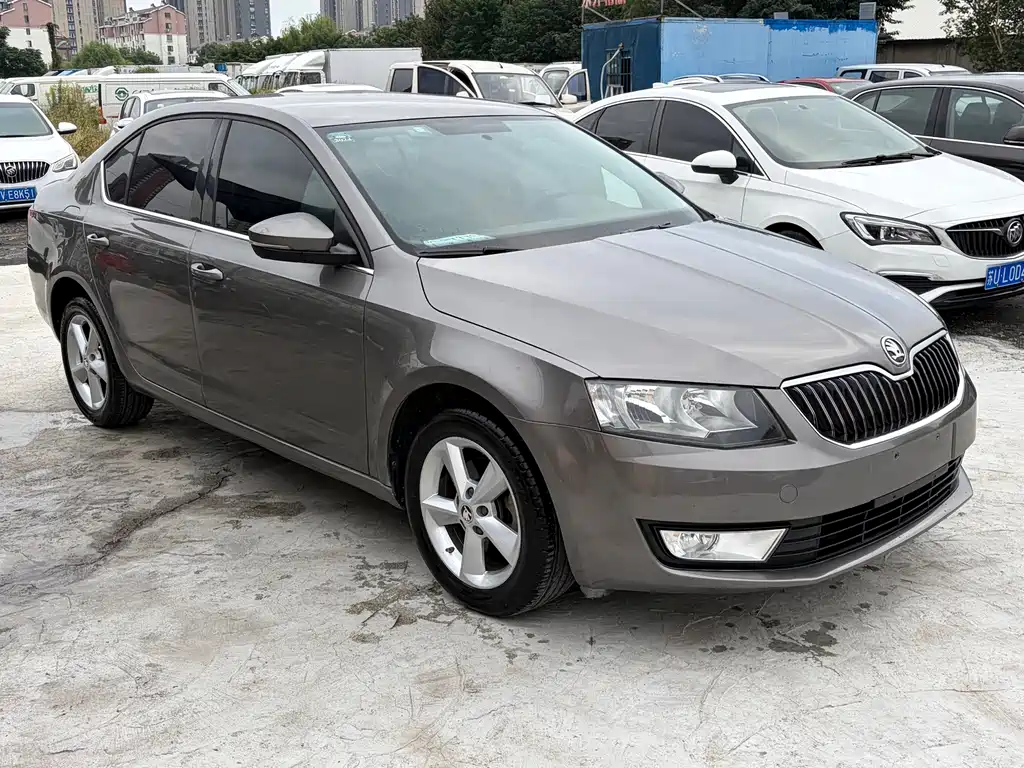 Skoda Octavia — миниатюра 3