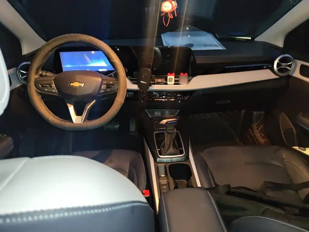 Chevrolet Monza — миниатюра 5