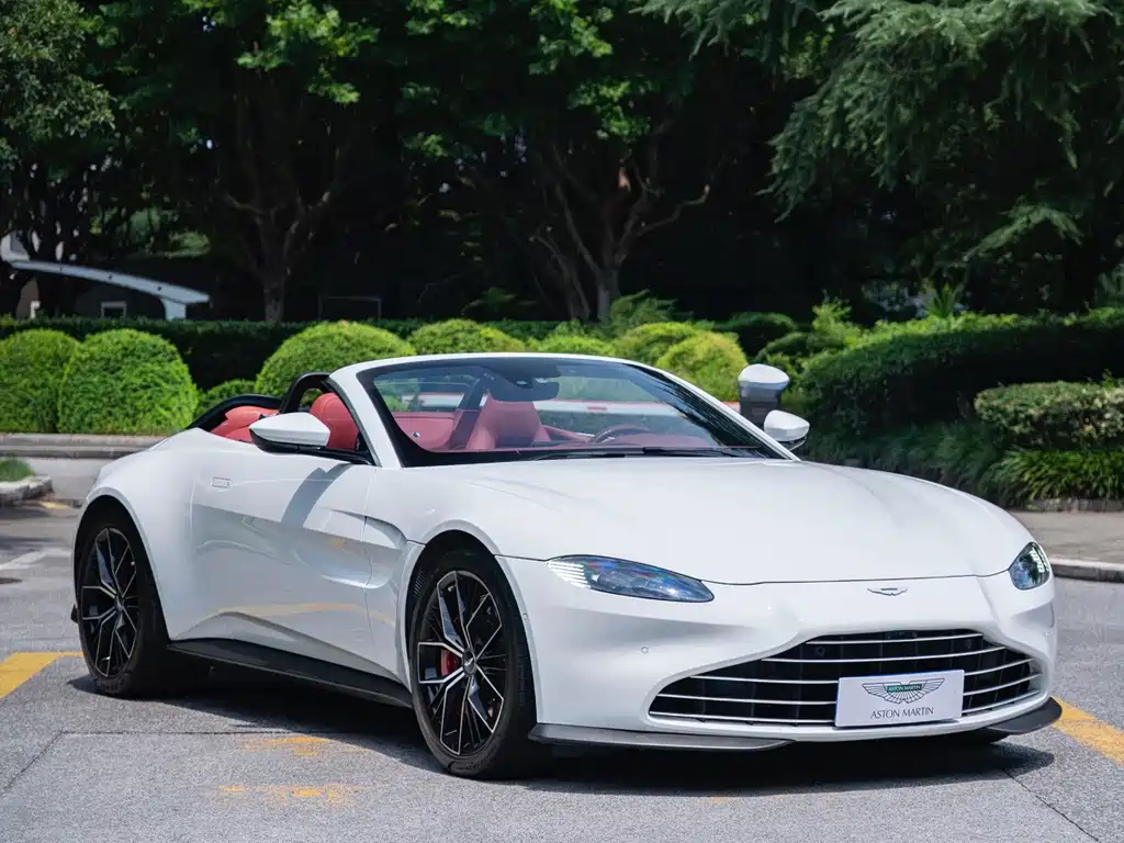 Aston Martin V8 Vantage — миниатюра 3