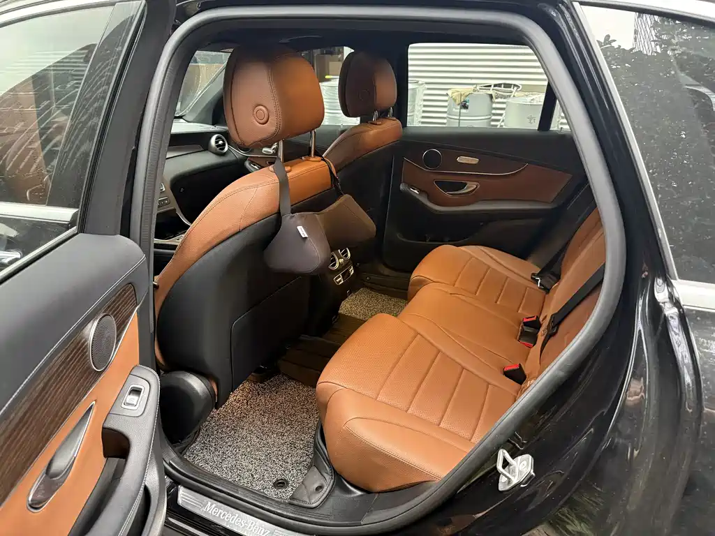 Mercedes-Benz GLC — миниатюра 9