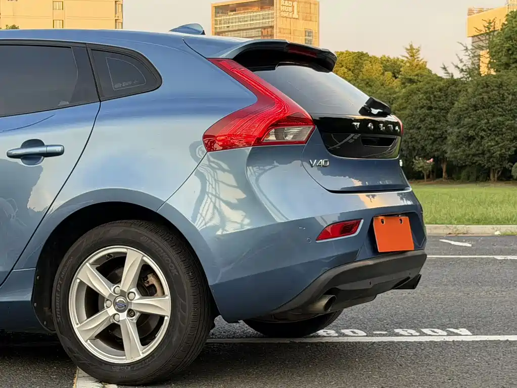 Volvo V40 — миниатюра 15