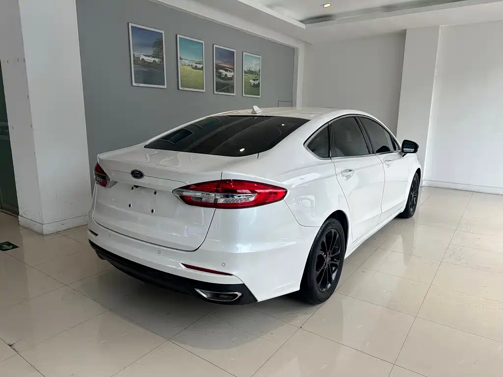 Ford Mondeo 2020 EcoBoost 200 Fashion