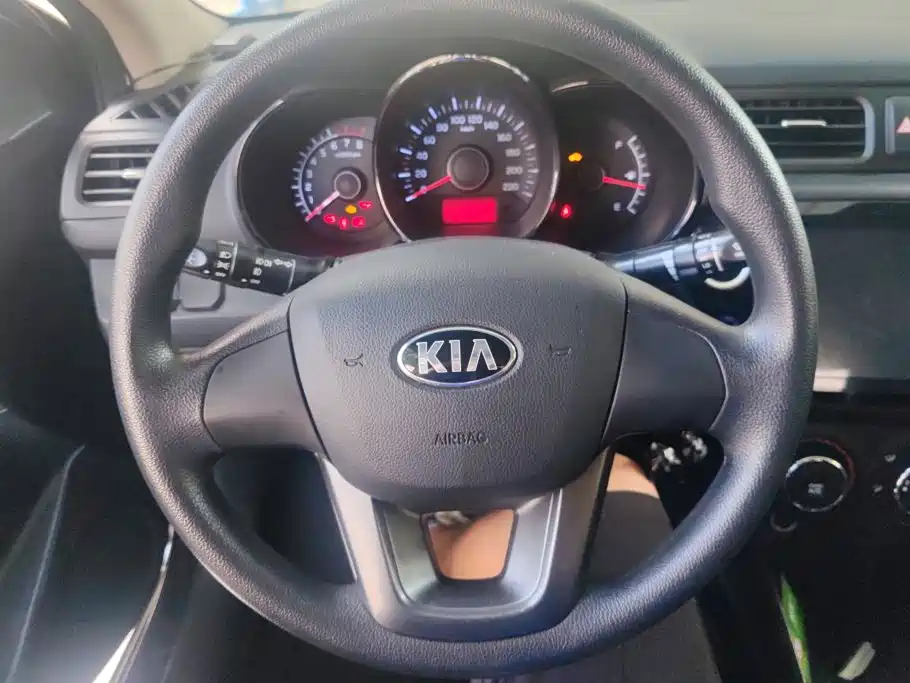Kia K2 — миниатюра 15