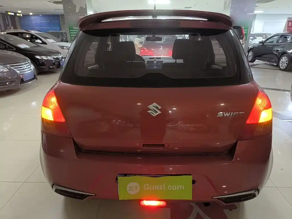Suzuki Swift — миниатюра 6