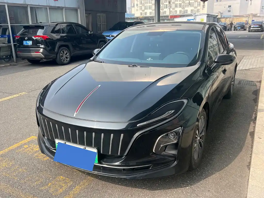 Hongqi Hongqi E-QM5 2022