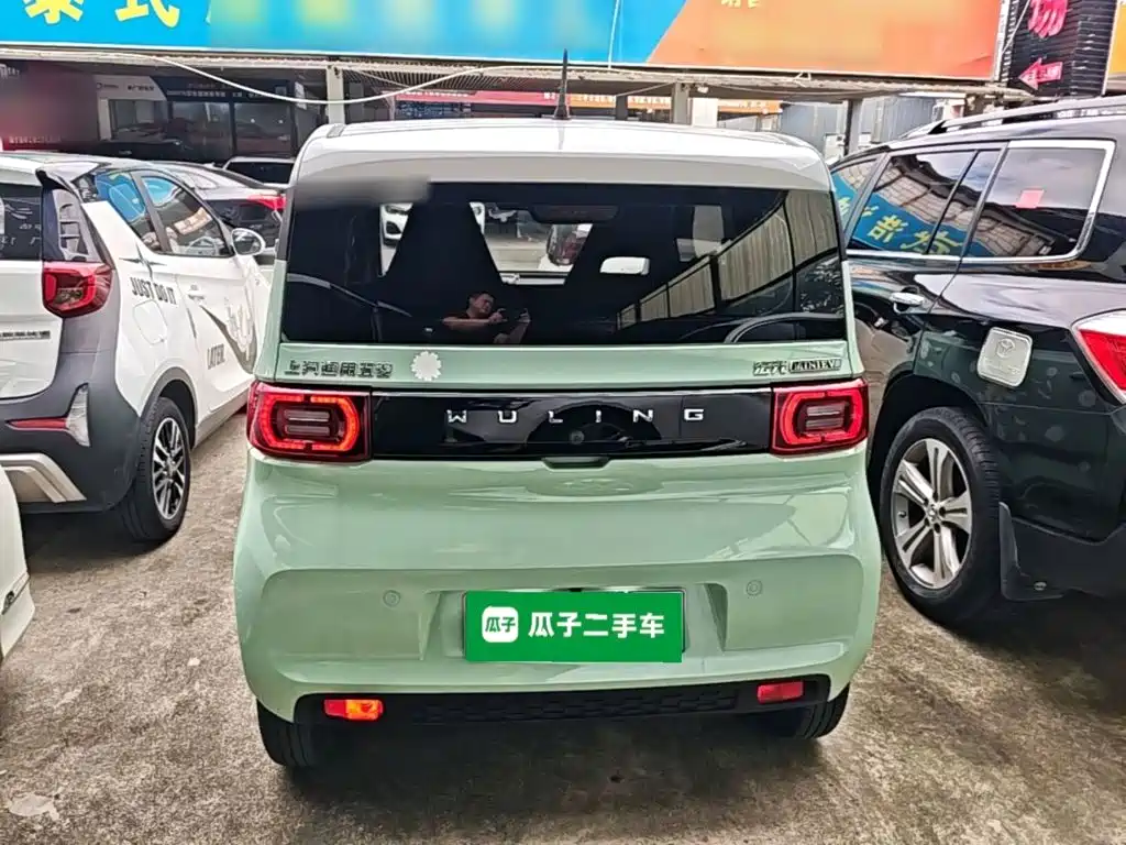 Wuling MINIEV — миниатюра 6