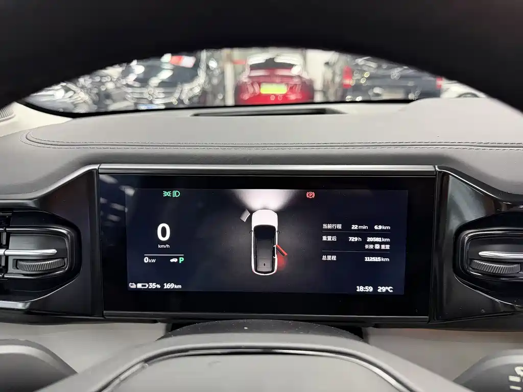 NIO ES8 — миниатюра 16