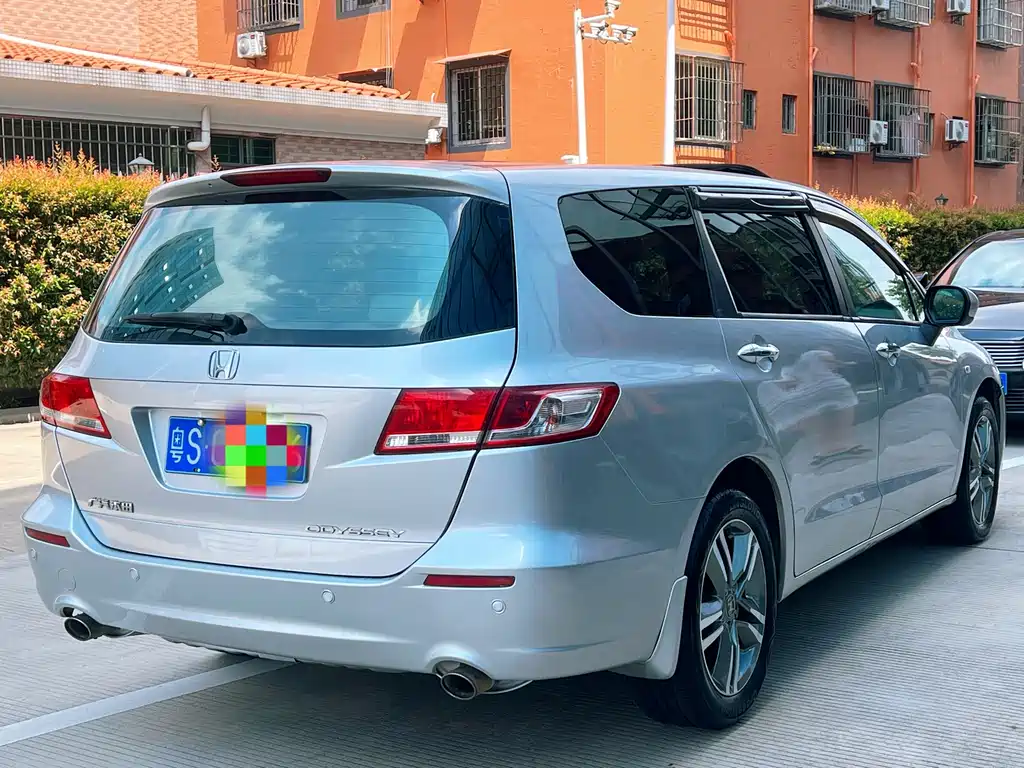 Honda Odyssey 2009 2.4L Luxury
