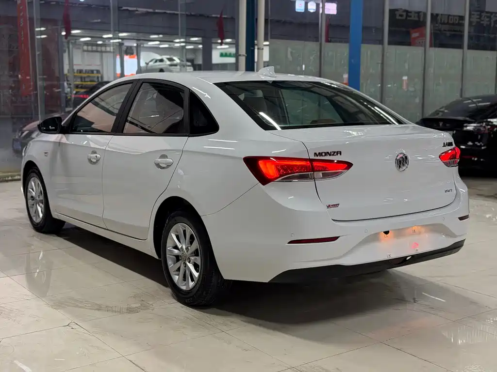 Buick Excelle — миниатюра 14