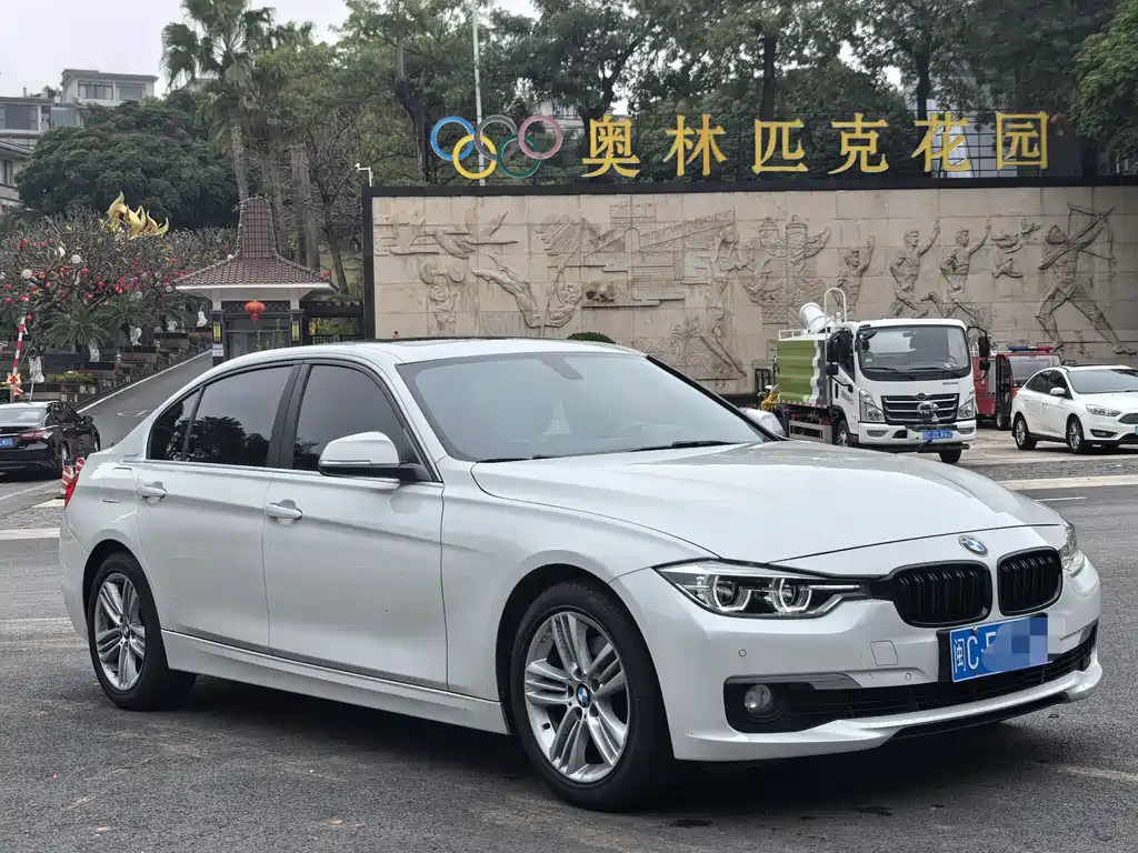 BMW 3 Series — миниатюра 3