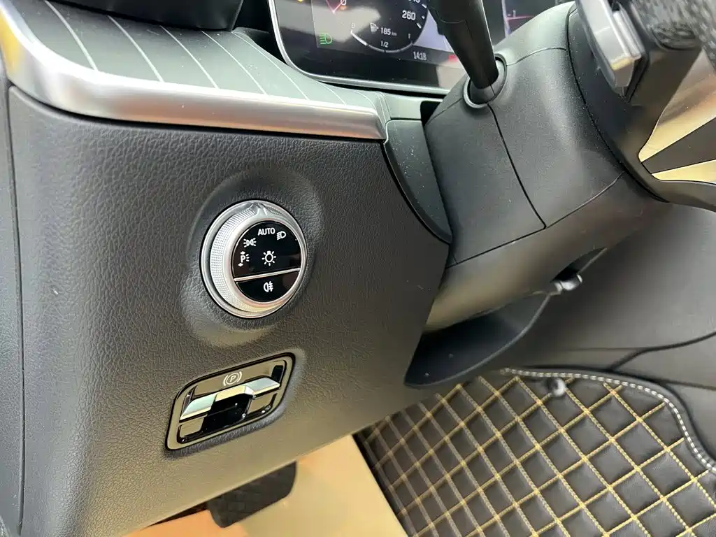 Mercedes-Benz C-Class — миниатюра 36