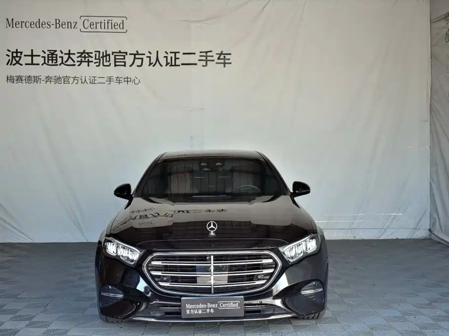 Mercedes-Benz E-Class — миниатюра 2
