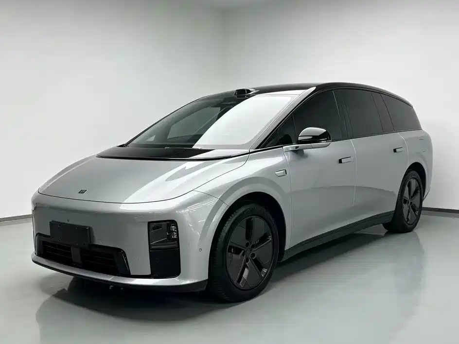 Li Auto Идеальный I8