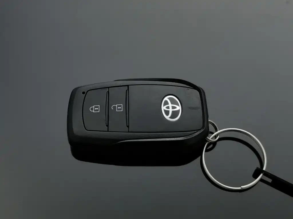 Toyota Frontlander — миниатюра 19