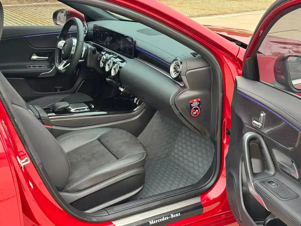 MERCEDES-BENZ A CLASS