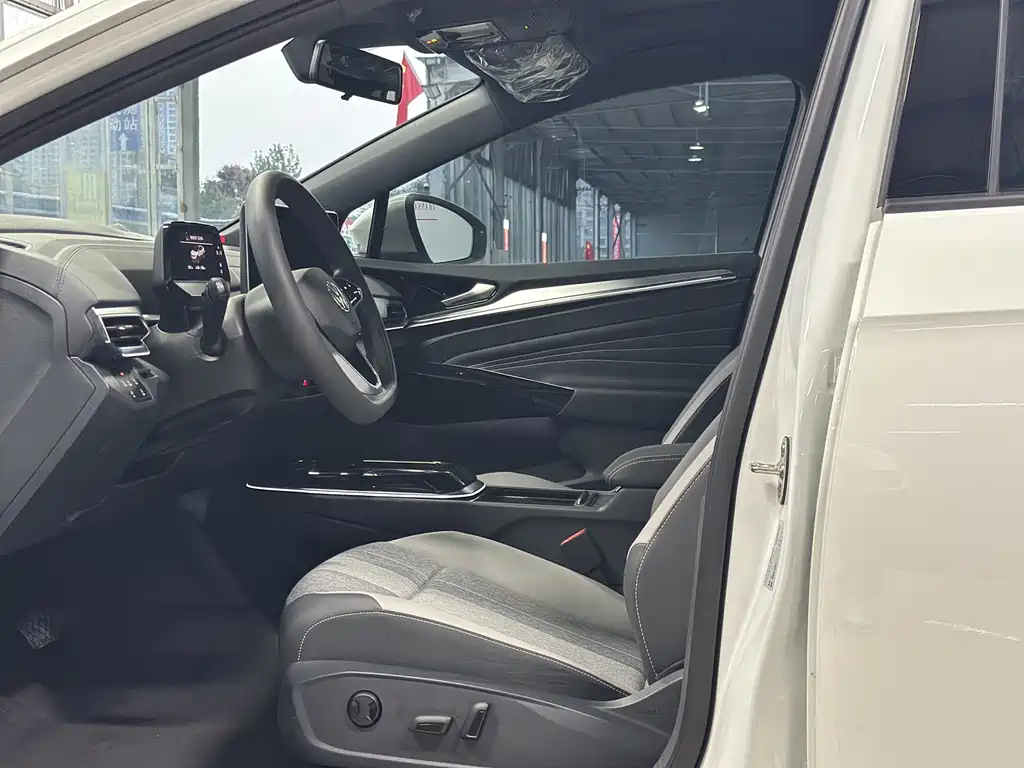 Volkswagen ID.4 Crozz — миниатюра 4