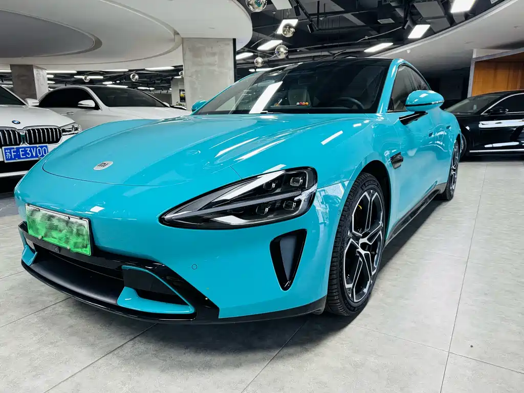 Xiaomi SU7 2025
