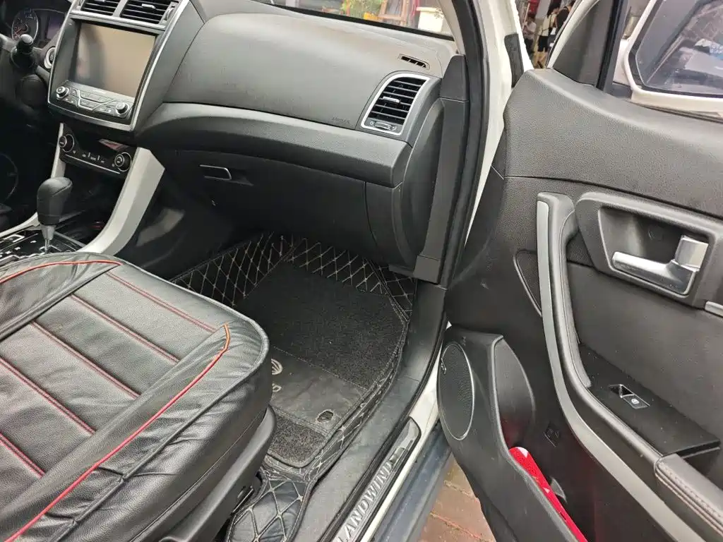 Landwind Landwind X5 — миниатюра 24