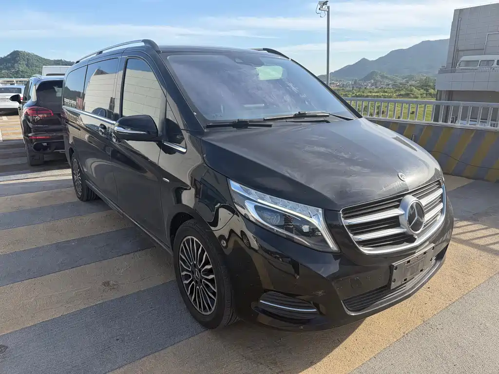 Mercedes-Benz V-Class 2017