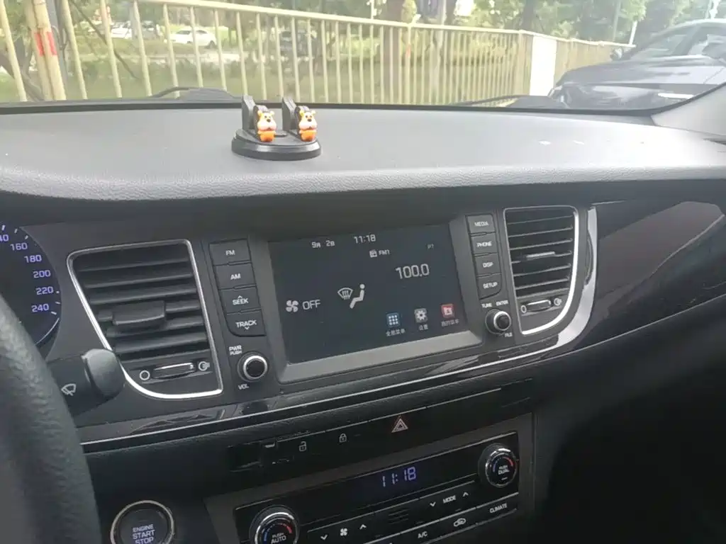 Hyundai Mistra — миниатюра 13