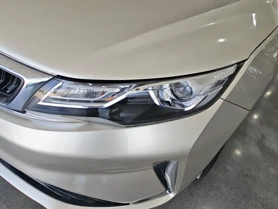 Geely Emgrand GL — миниатюра 5