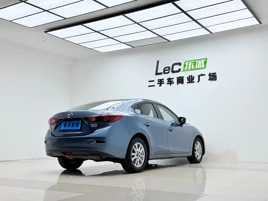 Mazda 3 Axela — миниатюра 13