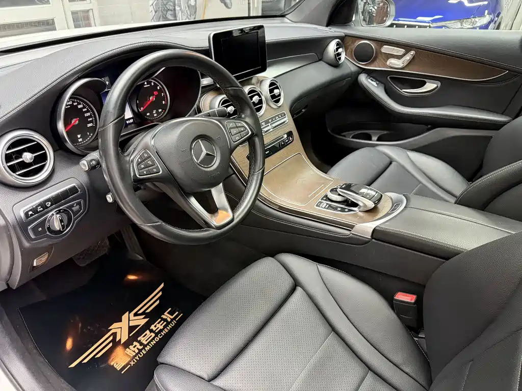Mercedes-Benz GLC — миниатюра 8