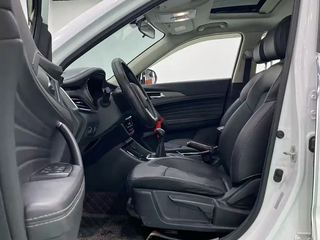 Changan CS35PLUS CS35 PLUS 2022 1.6L MT Luxury