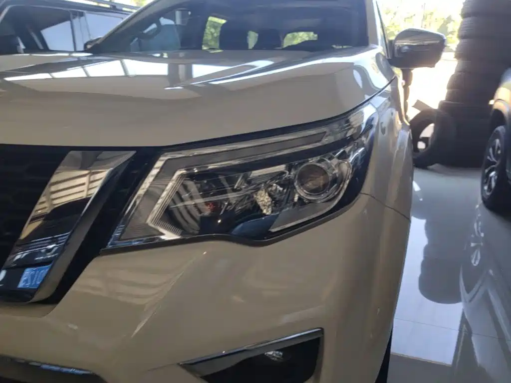 Nissan Terra — миниатюра 24