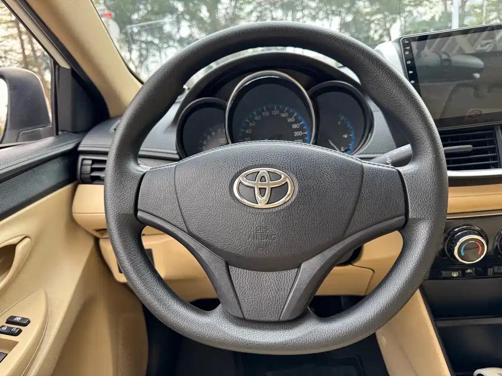 TOYOTA VIOS