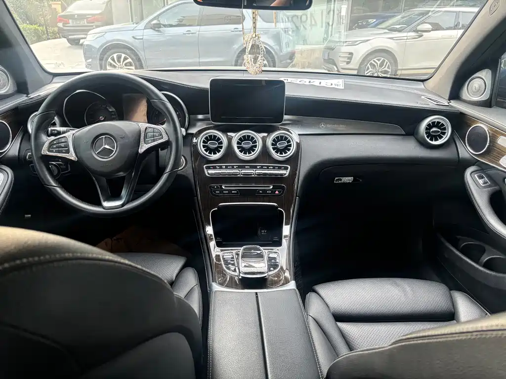 Mercedes-Benz GLC — миниатюра 11