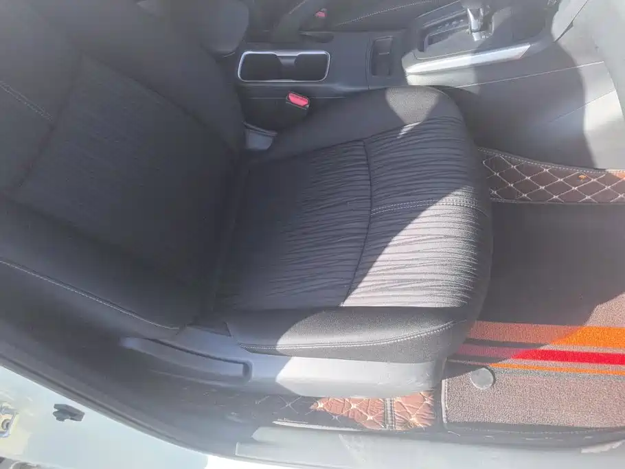 Nissan Sylphy — миниатюра 8