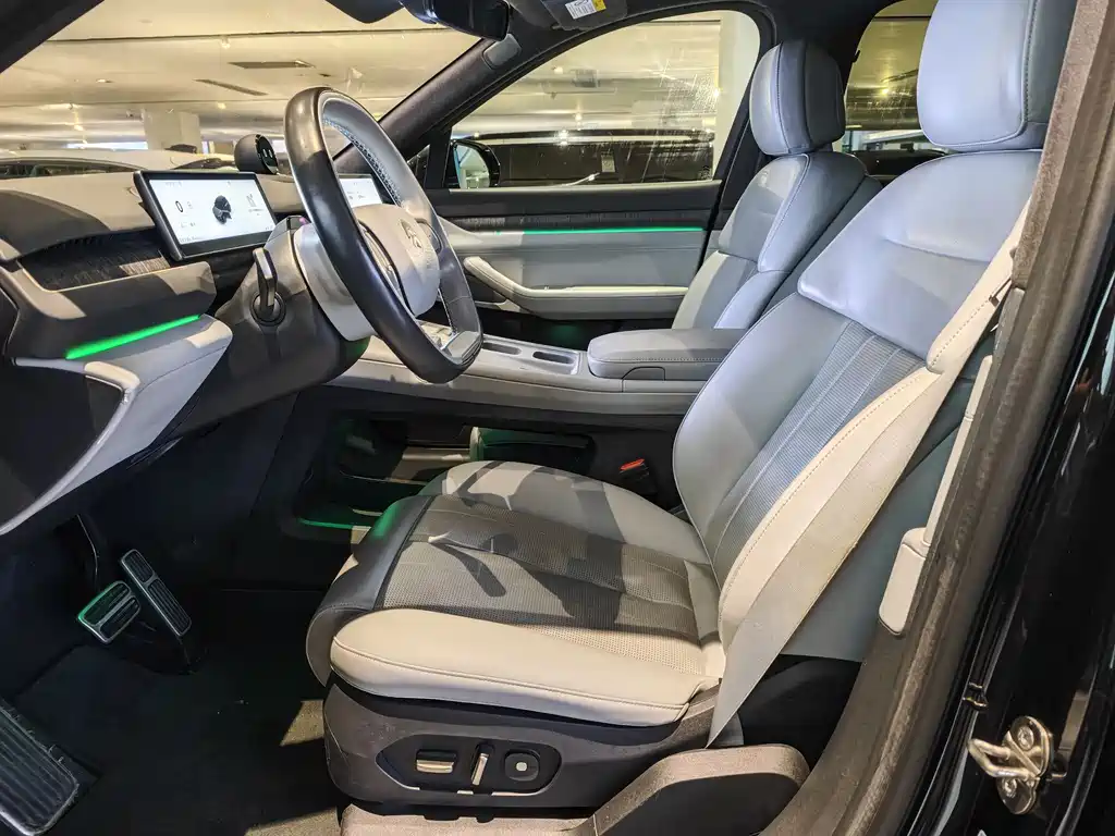 NIO ES8 2023 75kWh Executive