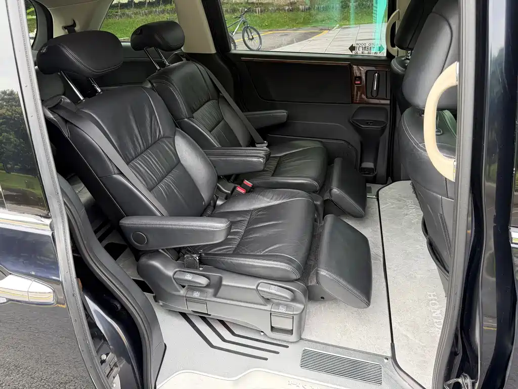 Honda Odyssey — миниатюра 7
