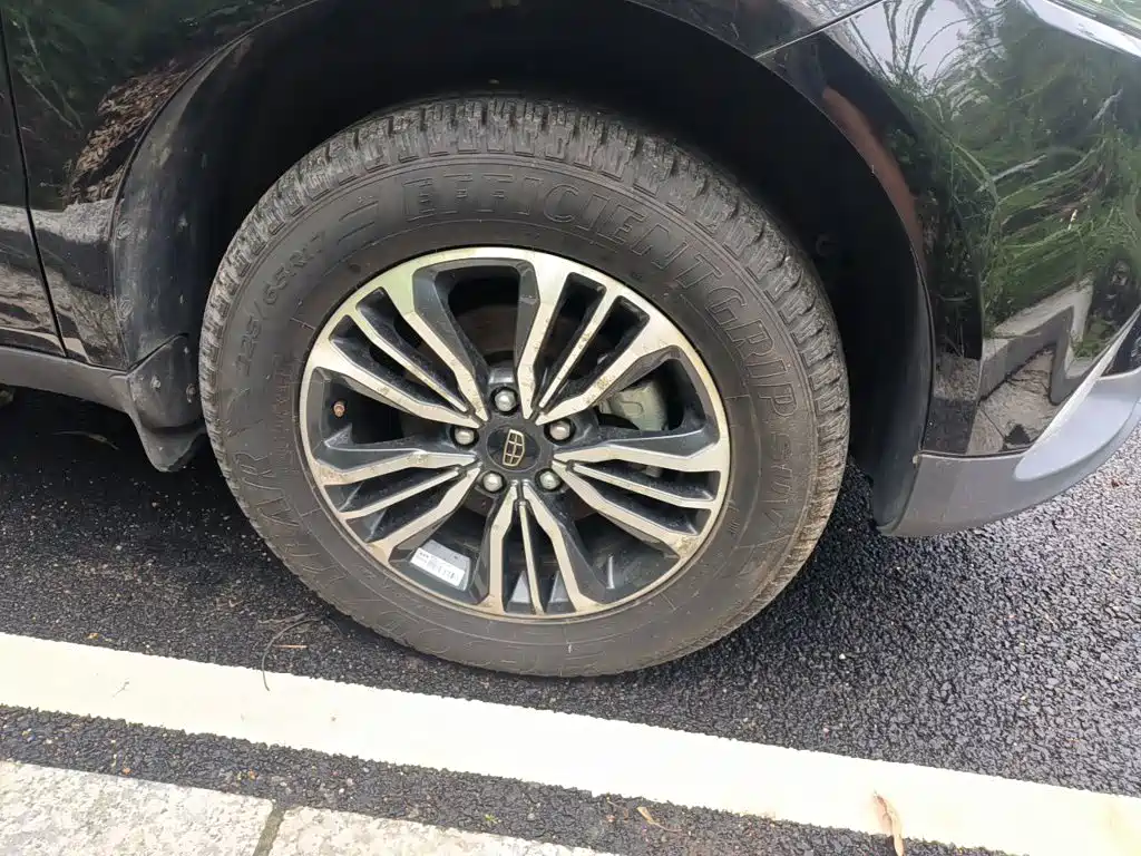 Geely Vision X6 — миниатюра 8