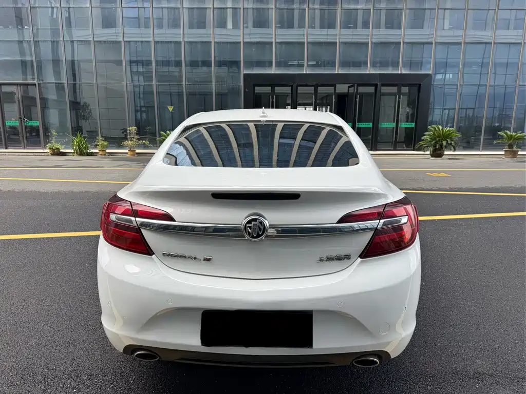 Buick Regal — миниатюра 4