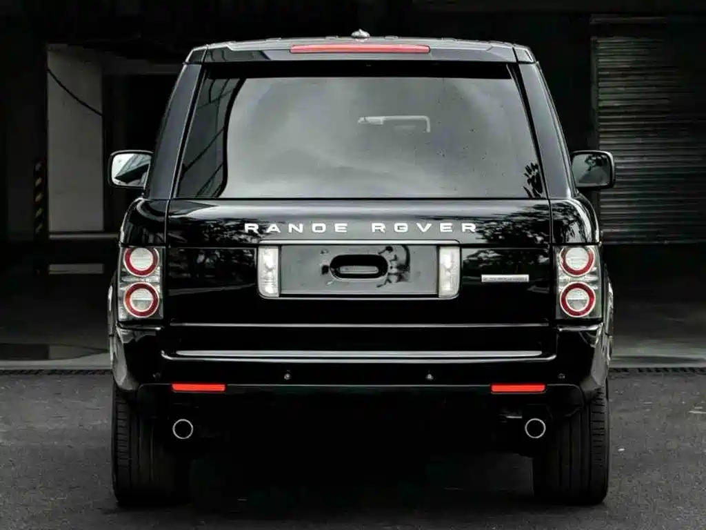 Land Rover Range Rover — миниатюра 6