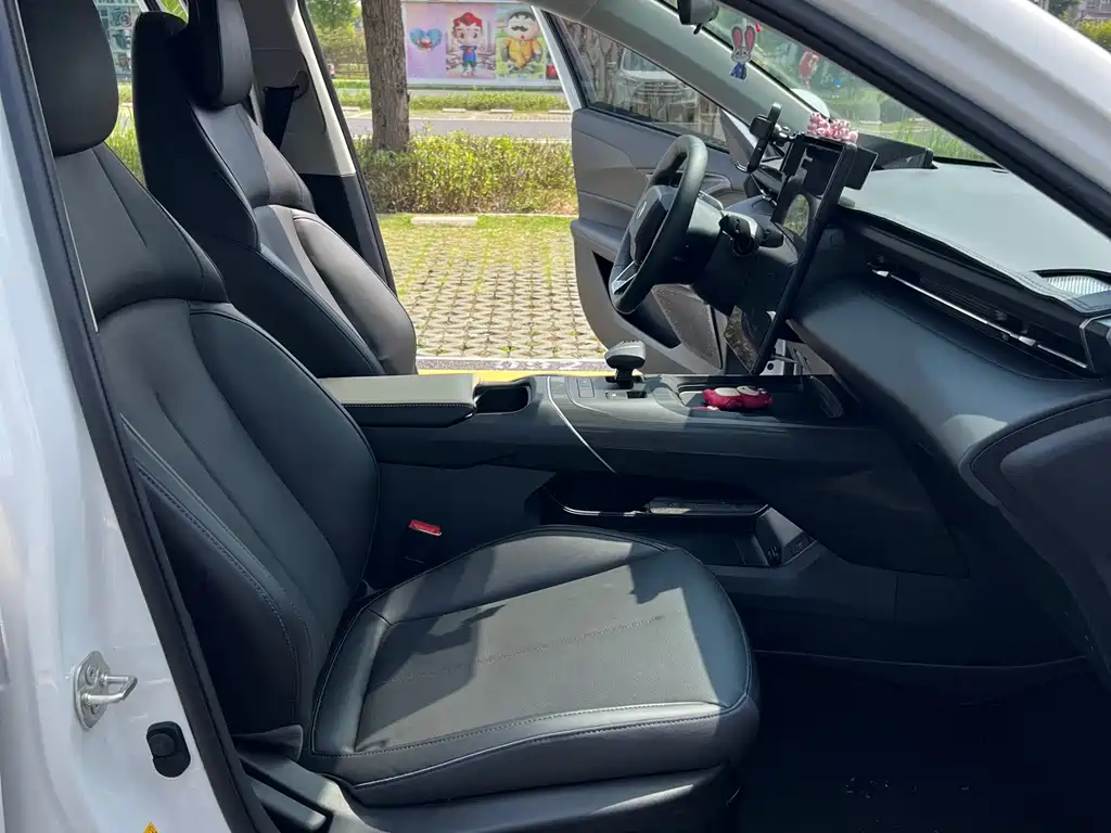 Changan Eado — миниатюра 8
