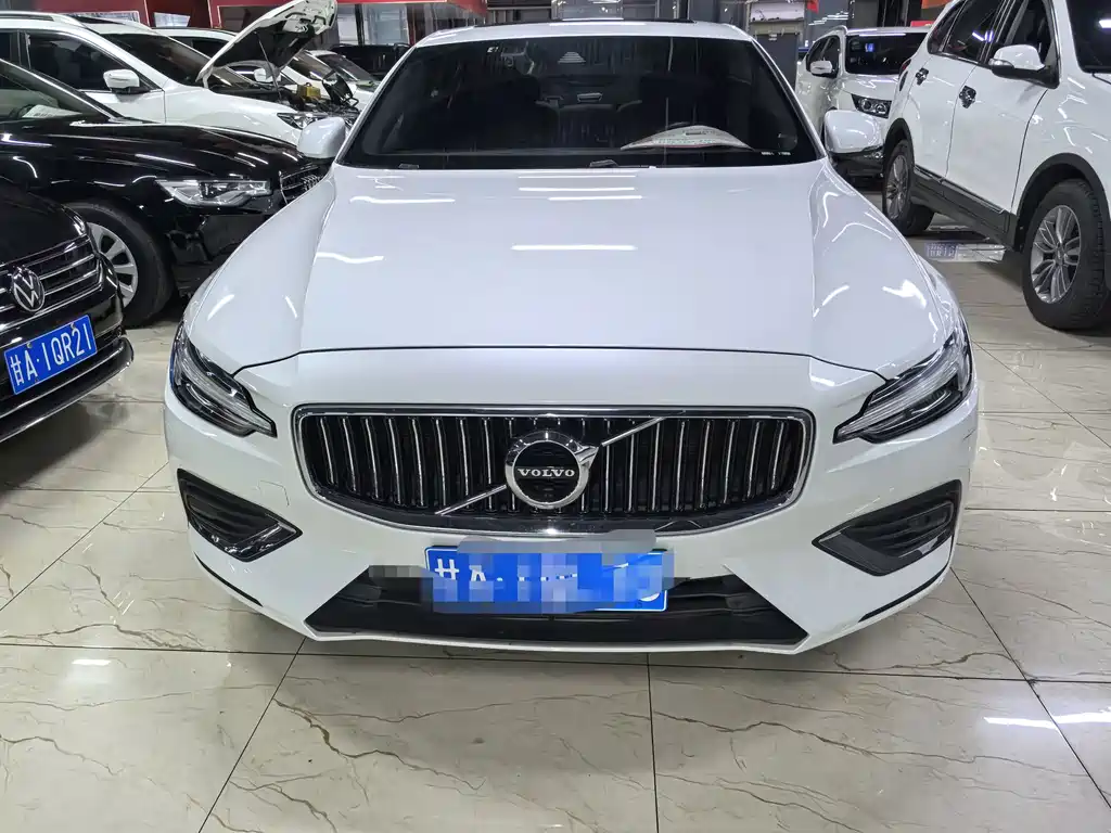 Volvo S60 — миниатюра 2