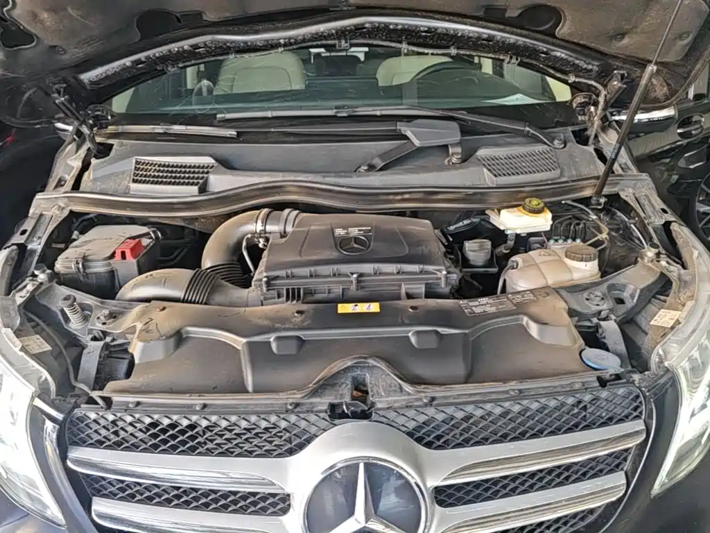 Mercedes-Benz V-Class — миниатюра 20