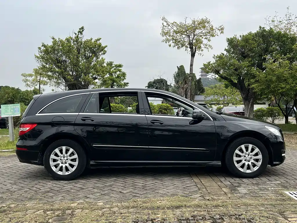 Mercedes-Benz R-Class — миниатюра 7