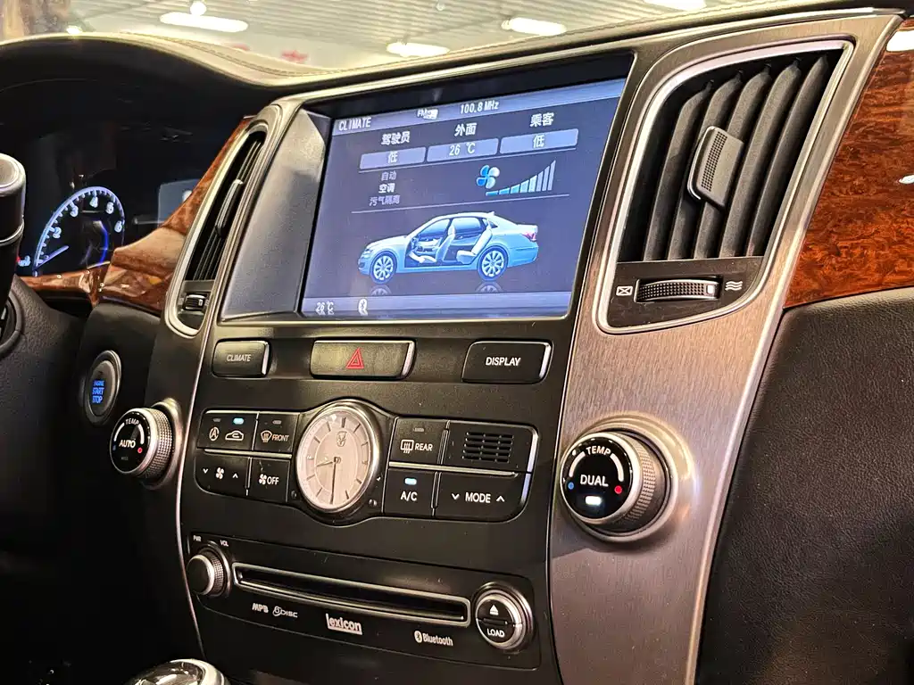 Hyundai Equus — миниатюра 16