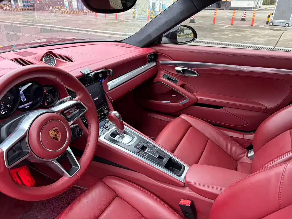 Porsche 911 2016 Carrera 3.0T