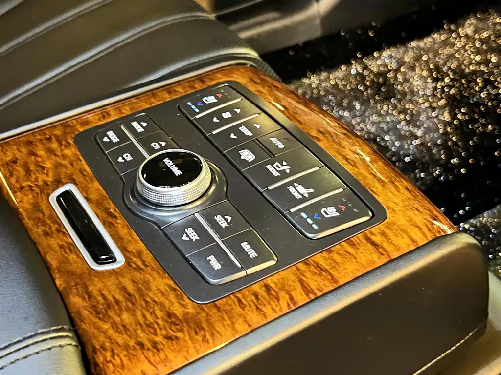 Hyundai Equus — миниатюра 25