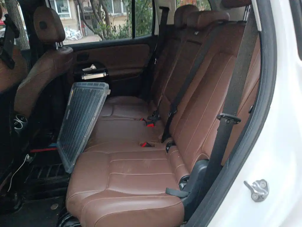 Mercedes-Benz GLB — миниатюра 15
