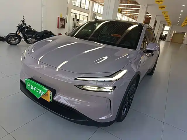 2025 Nio L60