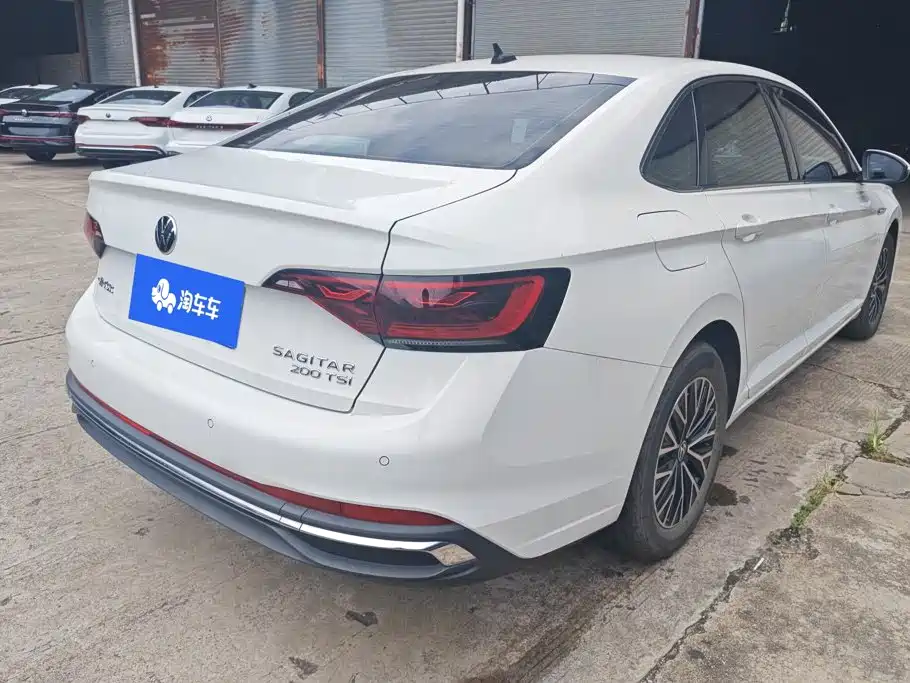 Volkswagen Sagitar — миниатюра 3